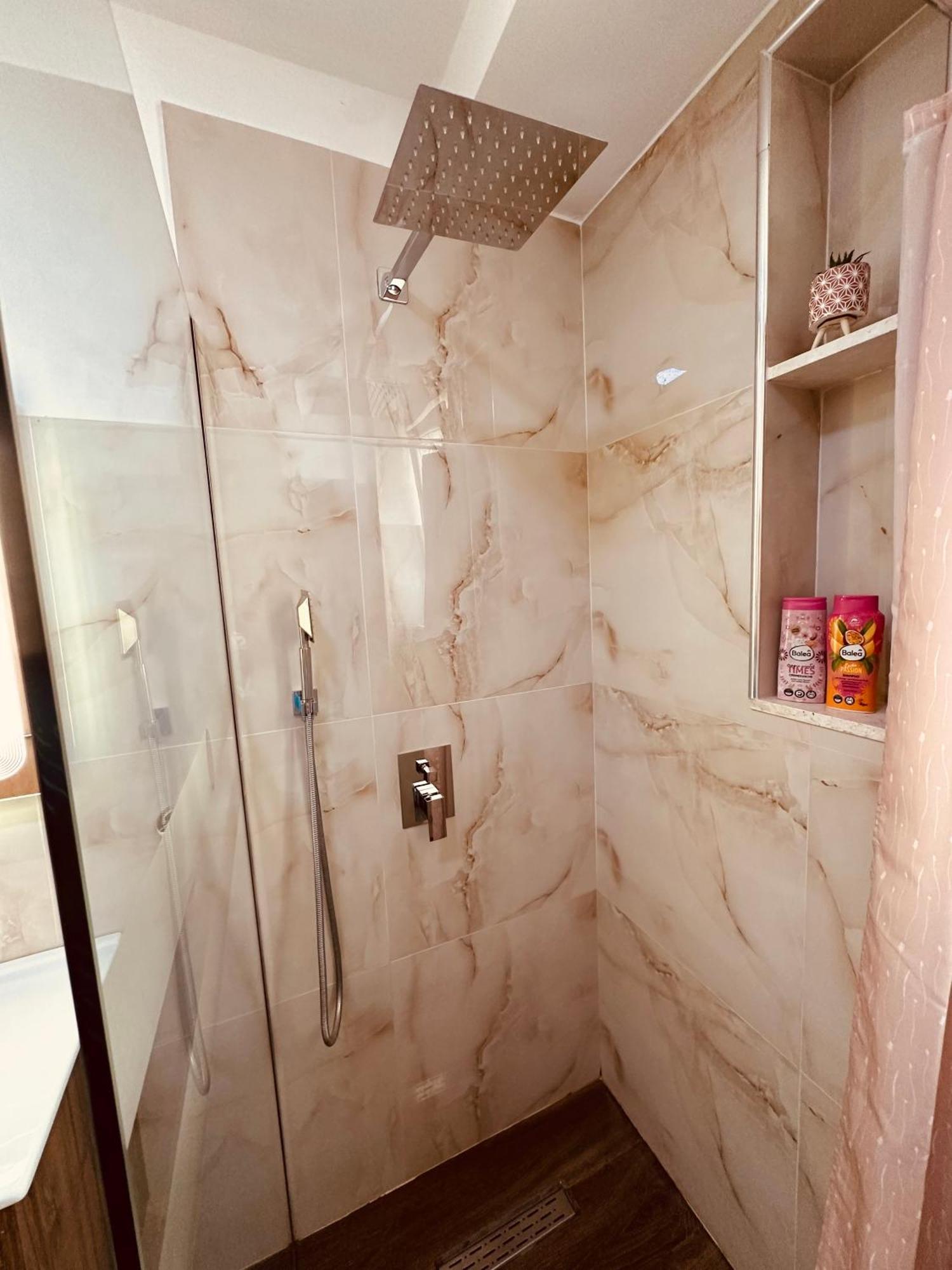 Grace'S Centre Apartment Шкодер Экстерьер фото