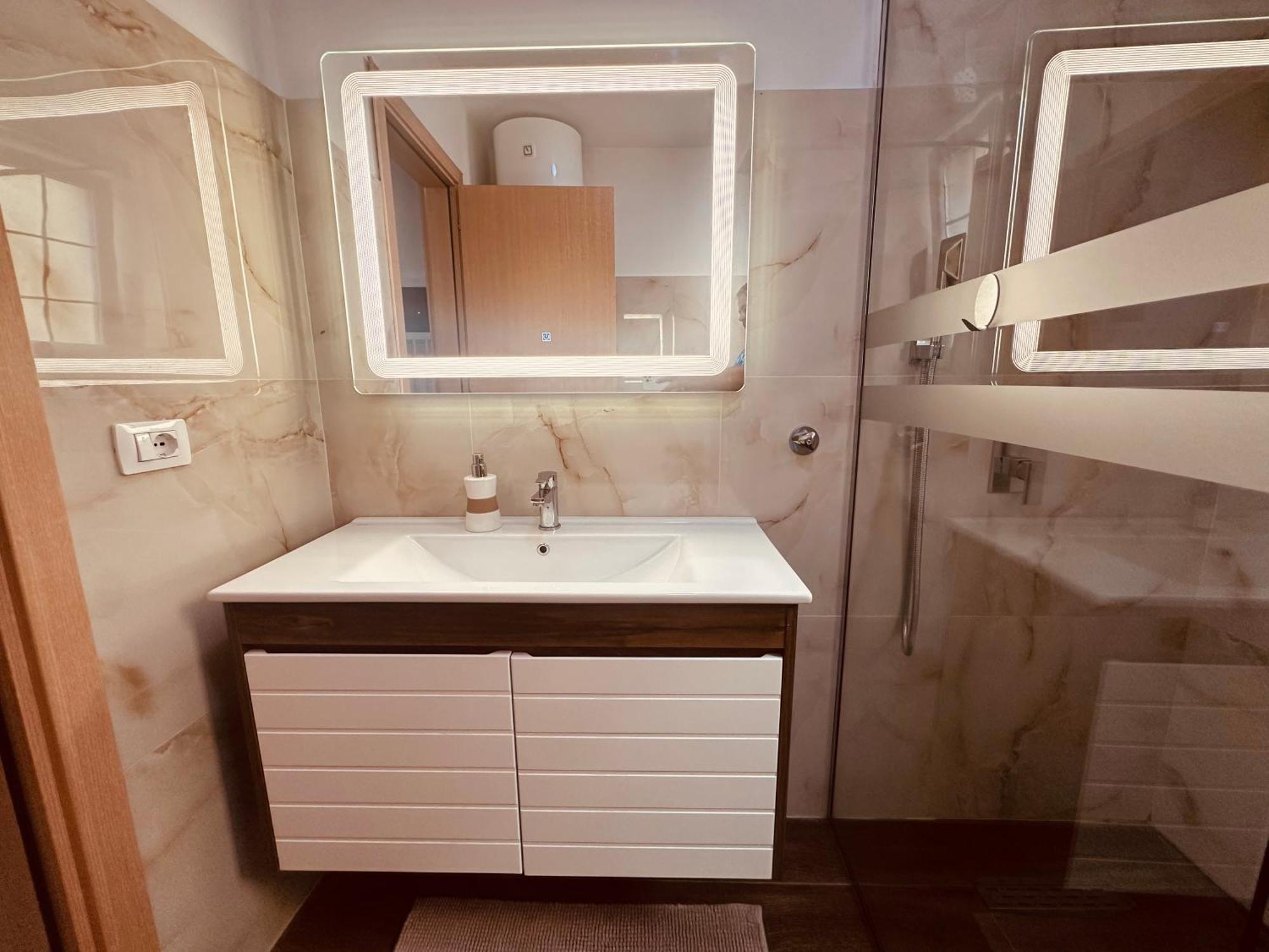 Grace'S Centre Apartment Шкодер Экстерьер фото