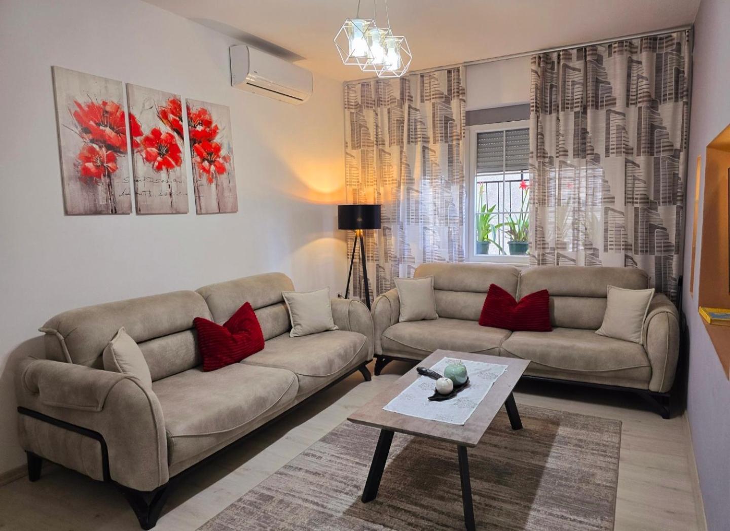 Grace'S Centre Apartment Шкодер Экстерьер фото